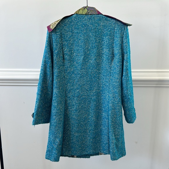 Light Tweed Coat in teal in size 6 - Picture 3 of 3